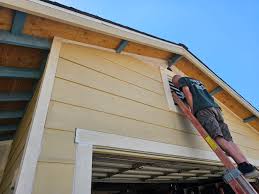 Best Siding Removal and Disposal  in Bell, CA